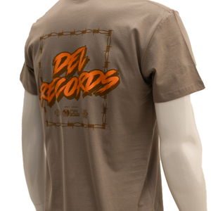 Del Barbwire Tee