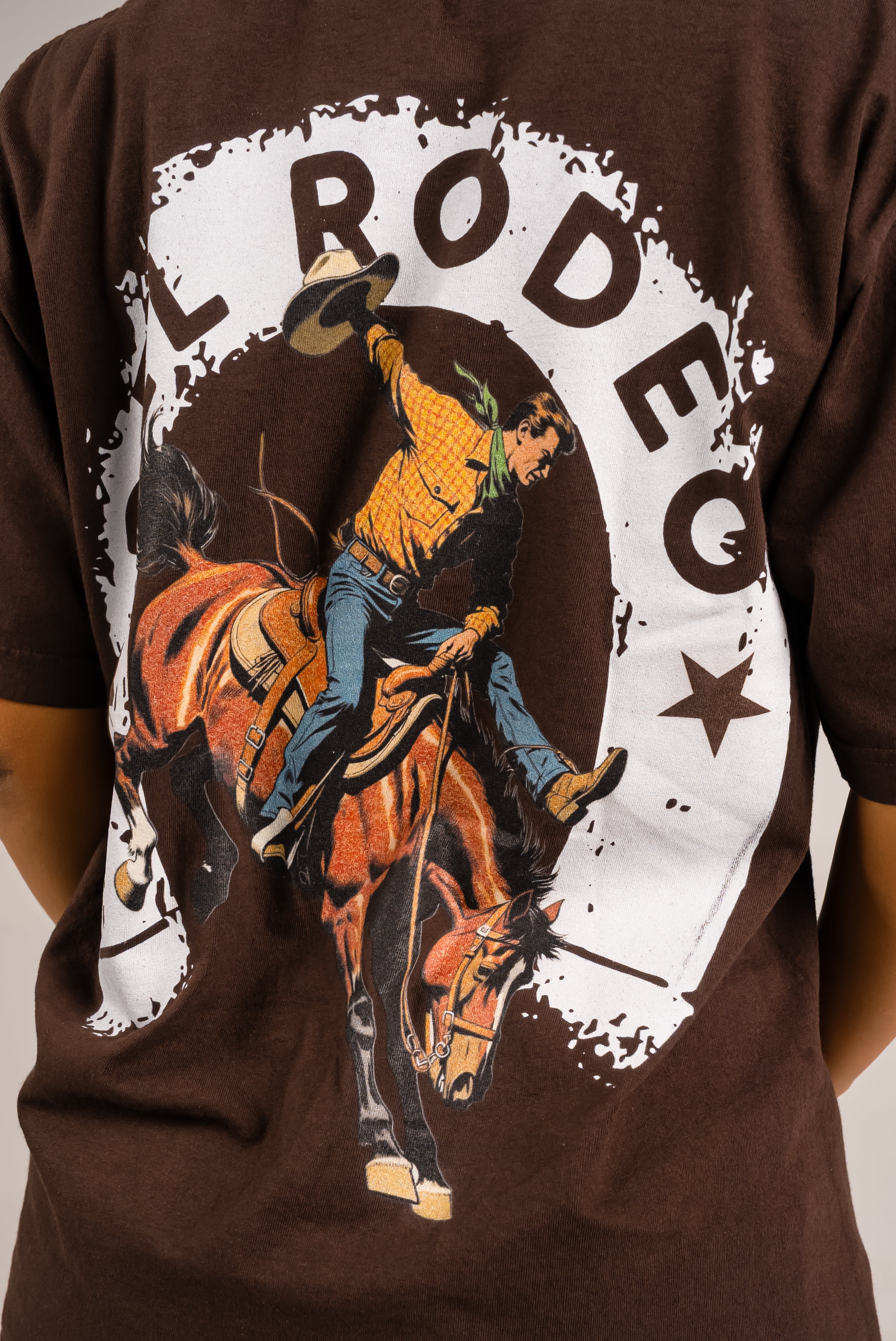 BROWN RODEO TEE